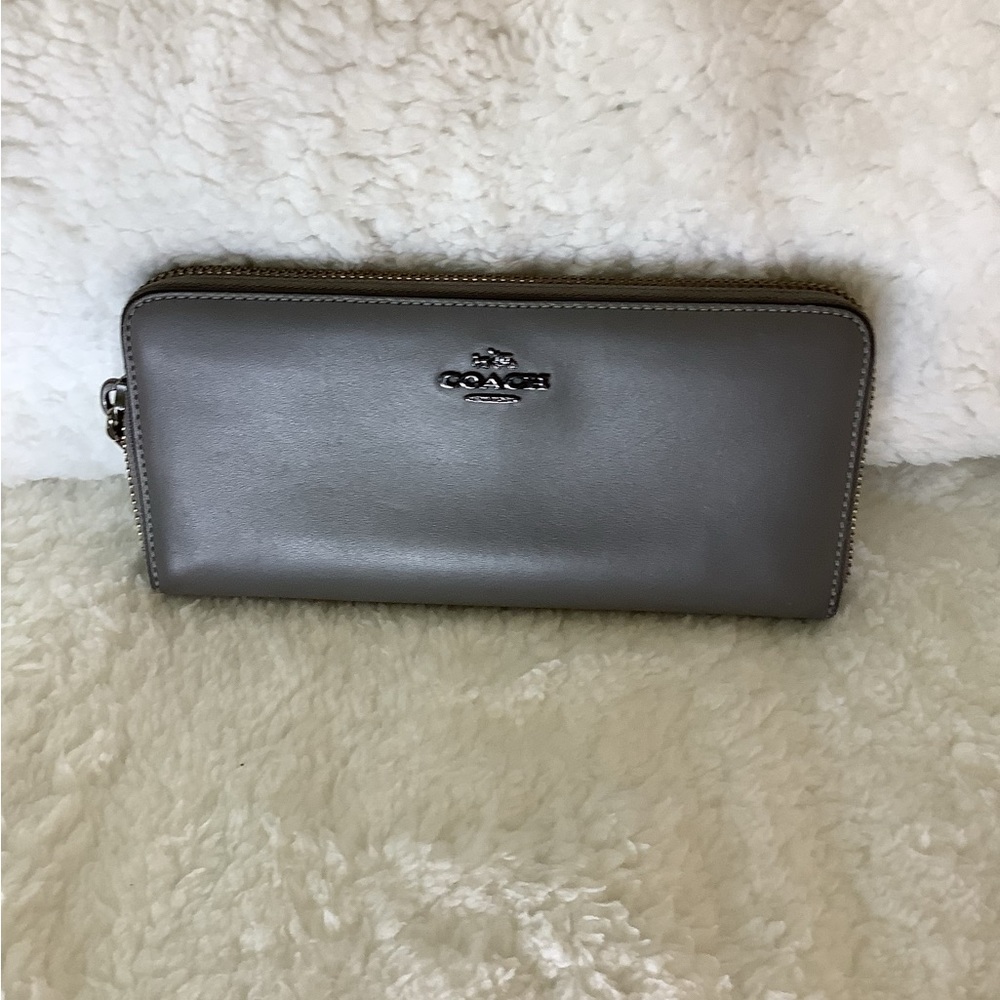 Coach zip around wallet in an elephant grey color
